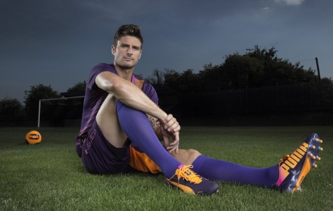 爱游戏-田径赛场焦点！法国队对阵比利时队，核心球员受伤，球队前景蒙阴影